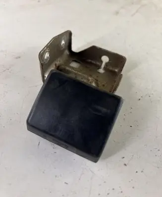 Nissan Almera N16 Engine bonnet (hood) release handle