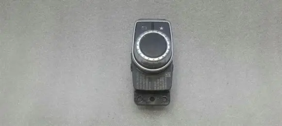 Mercedes-Benz A W176 Head unit multimedia control A2469009815