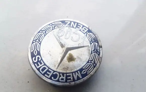 Mercedes-Benz CLC CL203 Original wheel cap A1714000025