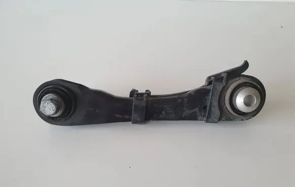 Rear control arm