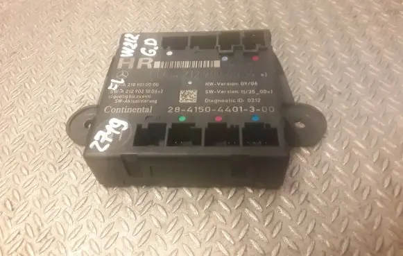 Mercedes-Benz E W212 Door control unit/module 2129004414 A2129004414