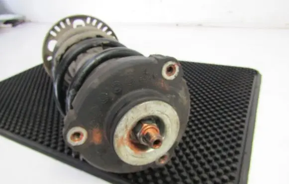 Skoda Fabia Mk2 (5J) Front shock absorber/damper 6Q0413031BJ