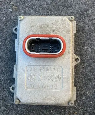 Opel Vectra C Headlight ballast module Xenon 24453415 5DF00870431