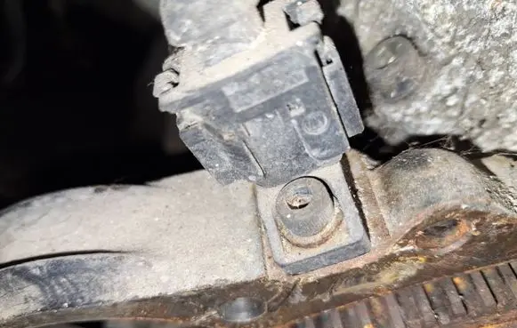 SsangYong Rexton Crankshaft position sensor