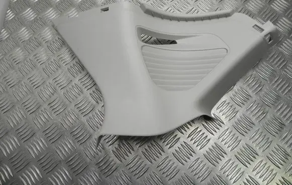 Ford C-MAX II (D)pillar trim (top) AM51R280C46ADW Baldai3291