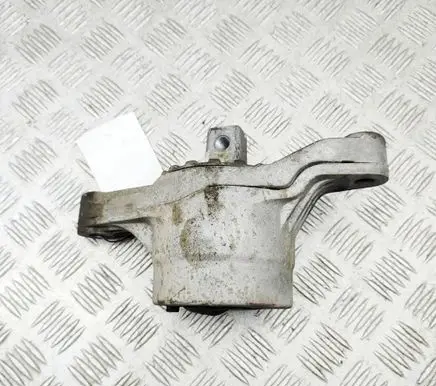 Maserati Levante Engine mount bracket 670003628