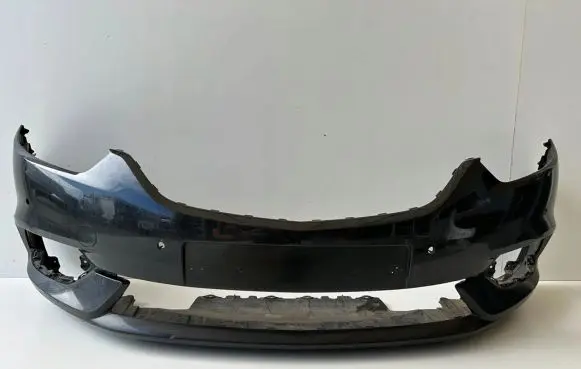 Opel Zafira C Front bumper 39079783
