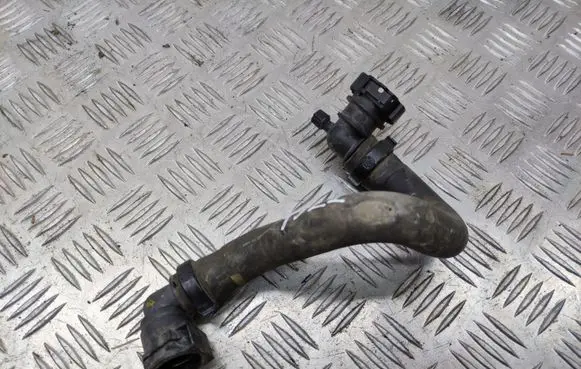 Peugeot 208 Engine coolant pipe/hose