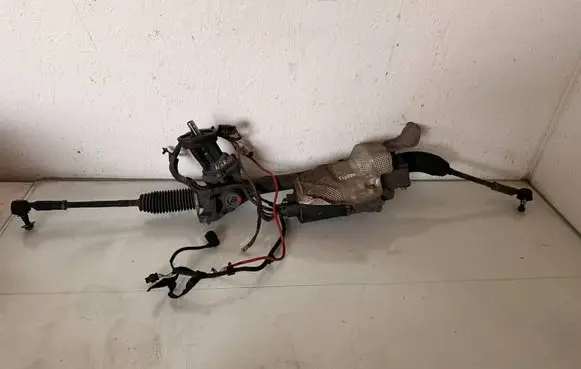 Volkswagen Touran III Steering rack 5Q1423105F