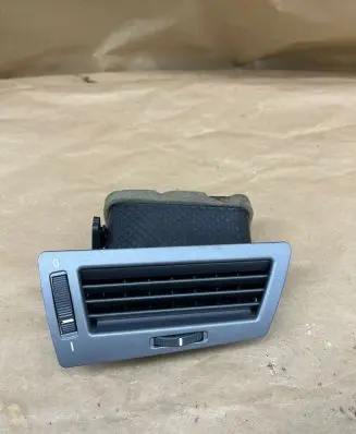BMW 7 E65 E66 Dashboard side air vent grill/cover trim 64228223334 14121810 04536001