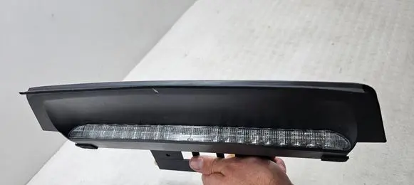 Volvo S80 Third/center stoplight