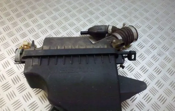Nissan Note (E12) Air filter box 3VA1A
