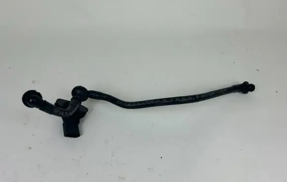 Audi Q5 SQ5 Vacuum line/pipe/hose 8R1611931L