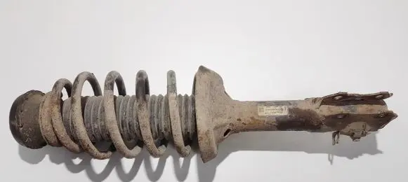 Volkswagen PASSAT B4 Front shock absorber/damper 357413031t