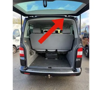 Volkswagen Transporter - Caravelle T5 Loading door rubber seal (on body) 
