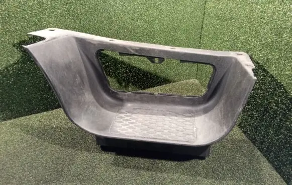 Iveco Daily 6th gen Front sill trim cover 5801869292 5801869290 5801869292SX