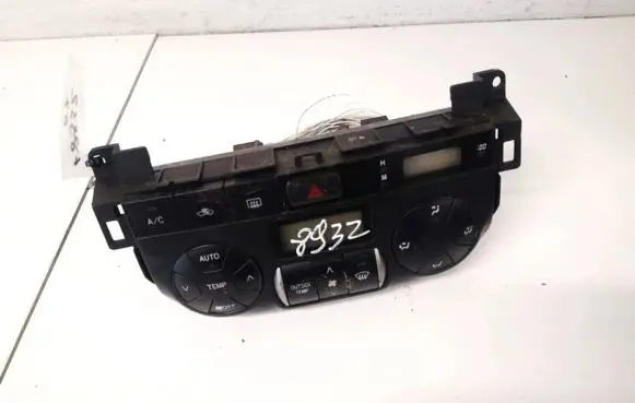 Toyota RAV 4 (XA20) Climate control unit 8401042030 84010-42030