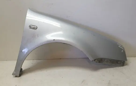 Volkswagen Golf IV Fender 