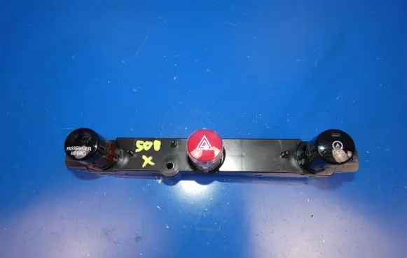 Fiat 500X Hazard light switch 07356109130 30281077