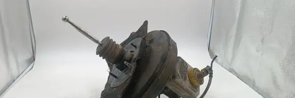 Skoda Octavia Mk1 (1U) Brake booster 1J1611301B
