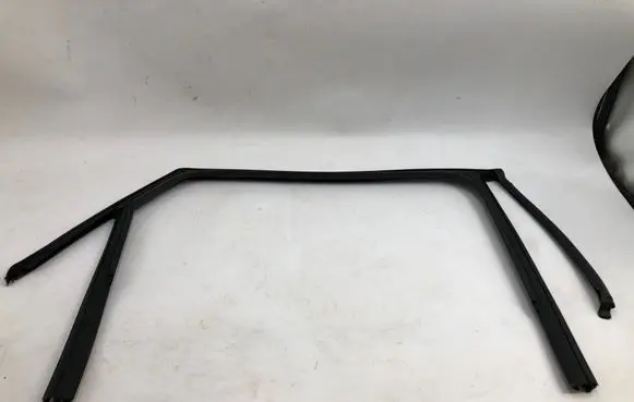 Seat Leon IV Rubber seal rear door window/glass Pe4040225