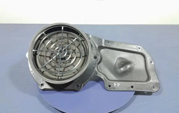 Audi Q7 4L Subwoofer speaker 4M0035415