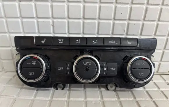 Volkswagen PASSAT B7 Climate control unit 3AA907044AG 5HB01125741