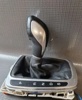 Ford Fusion II Gear lever shifter trim leather/knob GC62A 208513