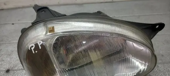 Opel Corsa B Front reflector 