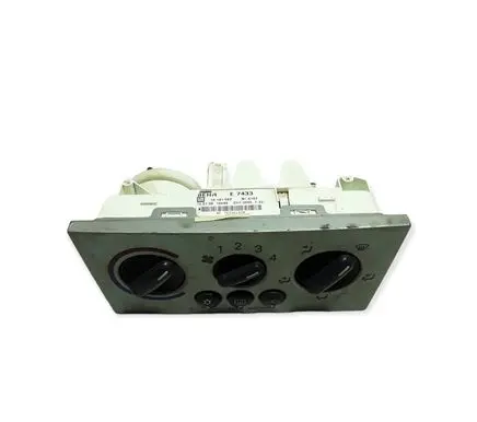 Volkswagen PASSAT B6 Climate control unit 13191583