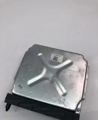 Volvo V70 Engine control unit/module 06020612121