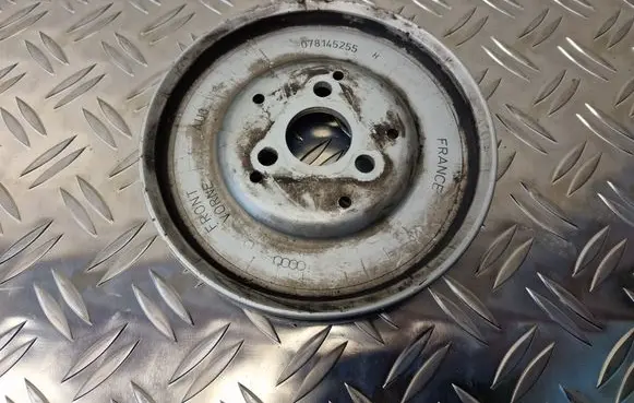 Audi A6 S6 C4 4A Power steering pump pulley 078145255