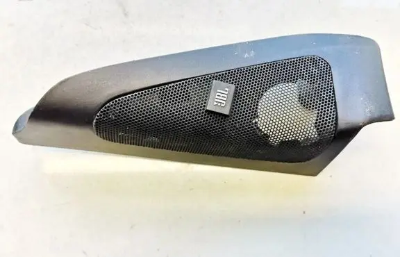 Side speaker trim/cover