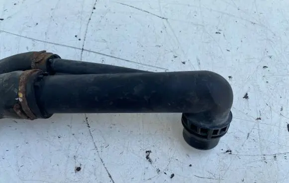 Volkswagen Golf VII Engine coolant pipe/hose 5Q0121619B