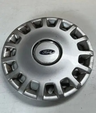 Ford Galaxy R16 wheel hub/cap/trim 7M5601147F