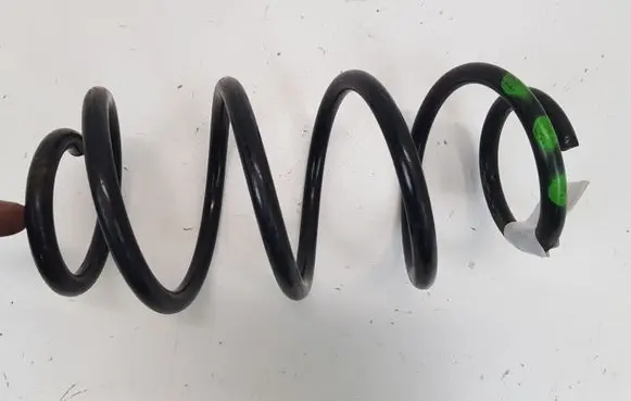 Mercedes-Benz A W176 Rear coil spring
