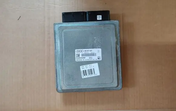 Audi Q7 4M Engine control unit/module 06E9074250 06E907425
