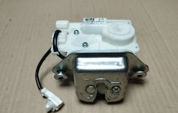 Honda Jazz Tailgate/trunk/boot lock/catch/latch L0761280A
