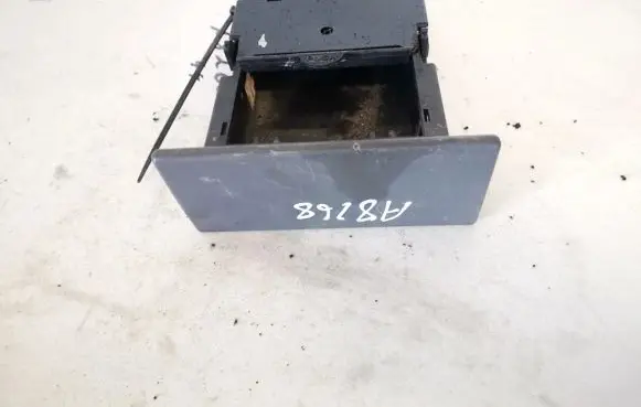 Car ashtray