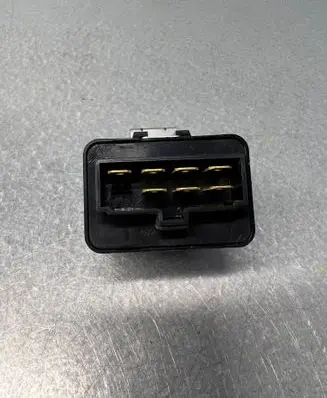 Hyundai Santa Fe Window wiper relay 954202B500