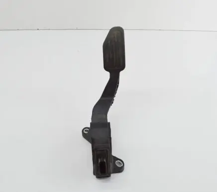 Toyota Yaris Accelerator throttle pedal 781100D160