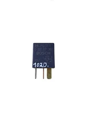 Toyota Avensis T250 Other relay 9008087013