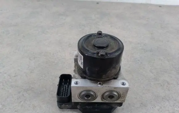 Chevrolet Epica ABS Pump 9641475996414762