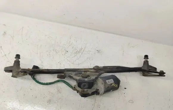 Hyundai Santa Fe Front wiper linkage and motor 9811026200 035417470