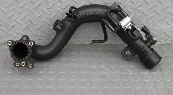 Suzuki SX4 S-Cross Air intake duct part RURA-POWIETRZA K5T48672 0261230452