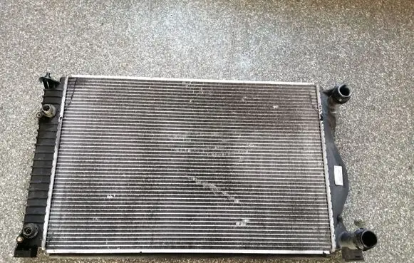 Audi A6 S6 C6 4F Coolant radiator 4F0121251R