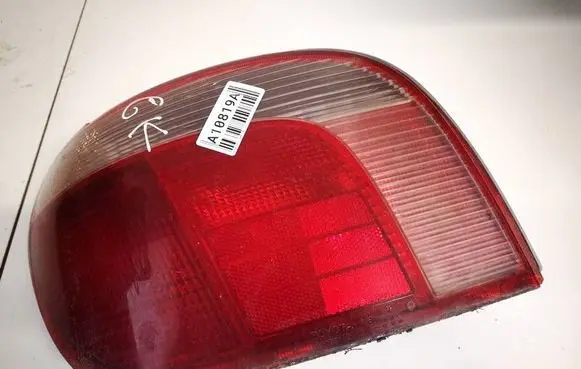 Toyota Yaris Rear/tail lights koito52004 koito52005