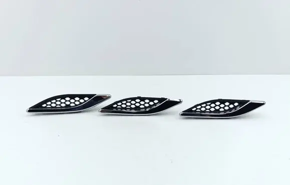 Maserati Ghibli Fender grill 670028905