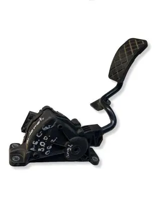 Audi A6 S6 C6 4F Accelerator throttle pedal 4F2721523 6PV00898402