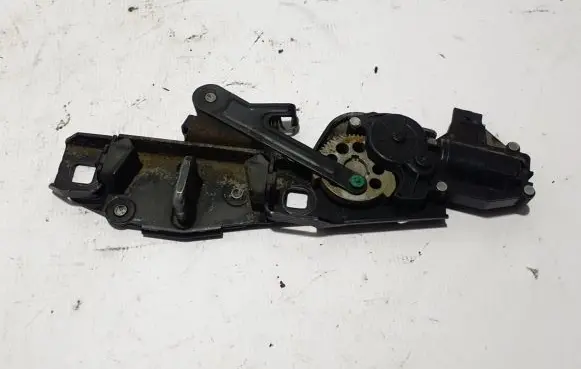 Land Rover Range Rover L322 Loading door lock FQQ500090
